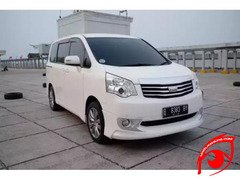 2013 Toyota Nav1 Tipe V ANTIK Istimewa Pribadi Terawat - Image 1/4